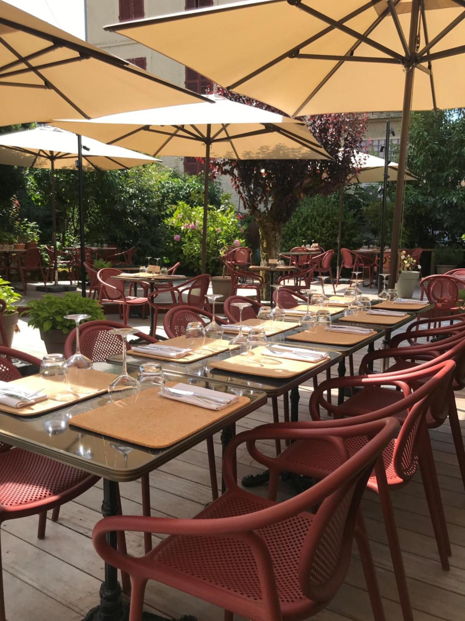 אקס-לה-באינס Hotel Gallia מראה חיצוני תמונה